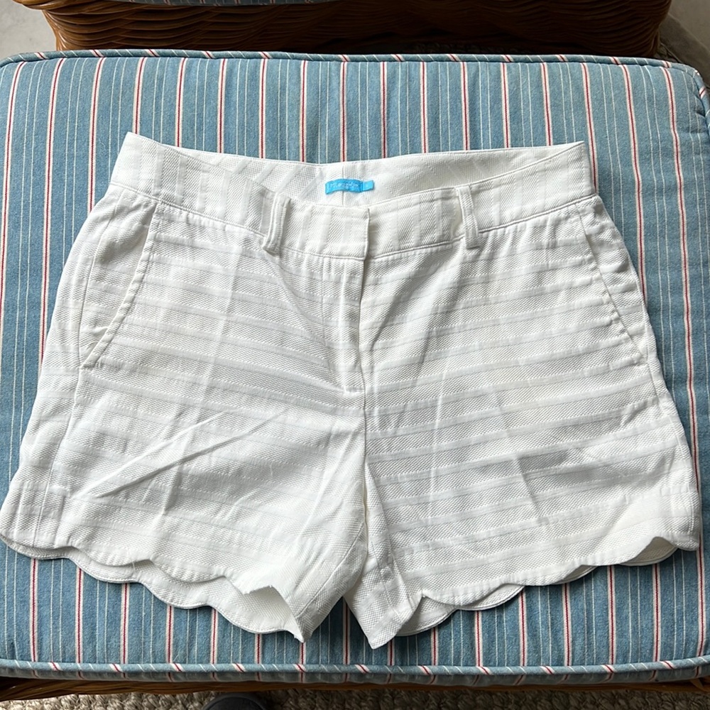 White shorts j McLaughlin - Picture 1 of 3